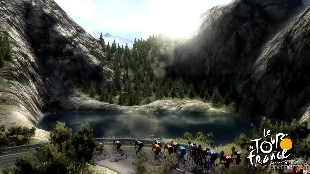 Ciclisti in un paesaggio di montagna